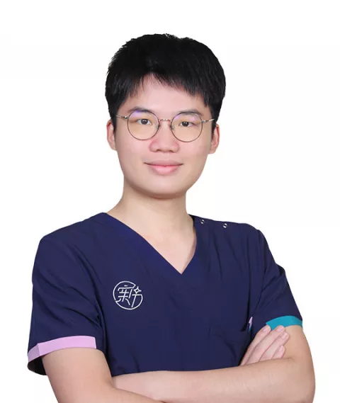 新莊卓新復健科診所-許家齊